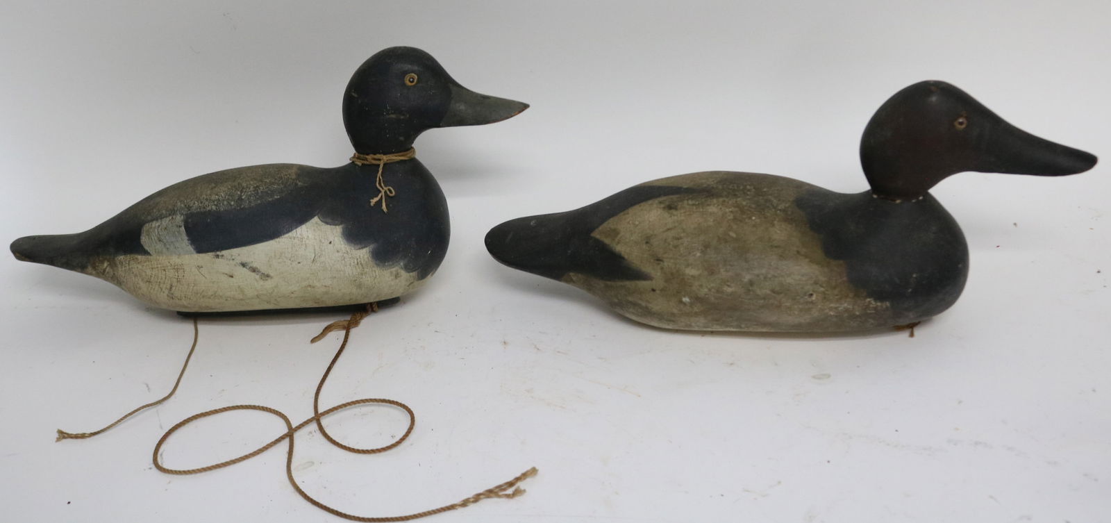 2 HAYES-DODGE CARVED & PAINTED DECOYS, ORIGINAL (1 of 4)