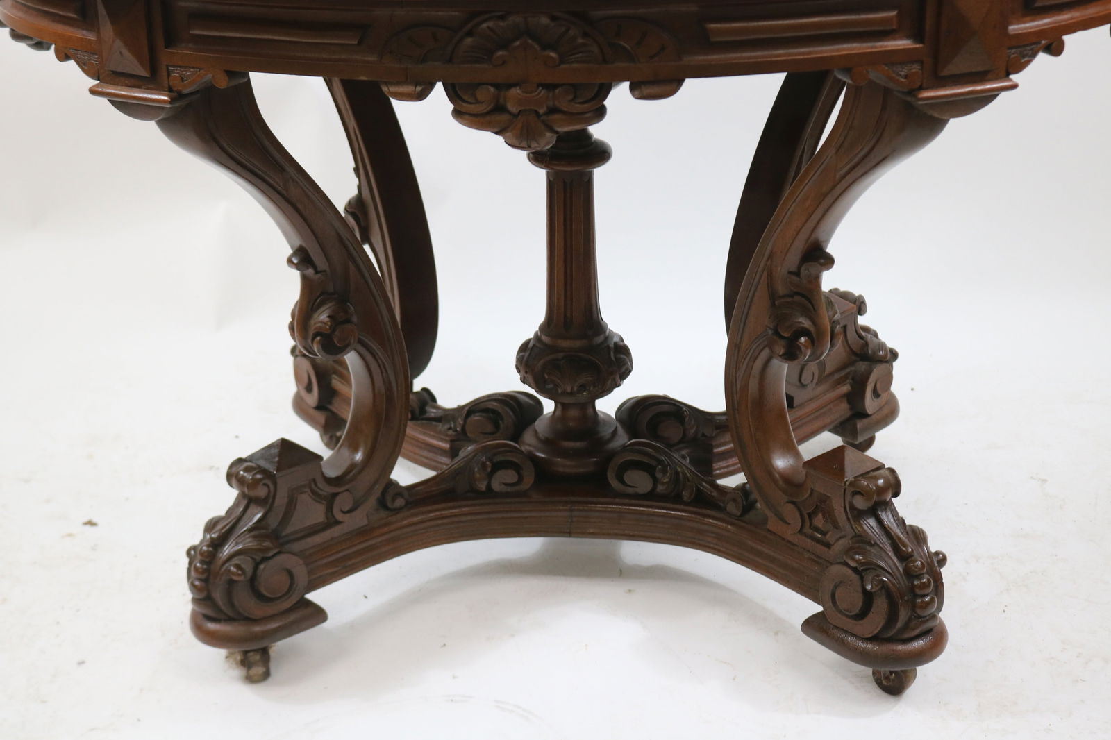 LARGE VICTORIAN WALNUT OVAL MARBLE TOP TABLE, - 2