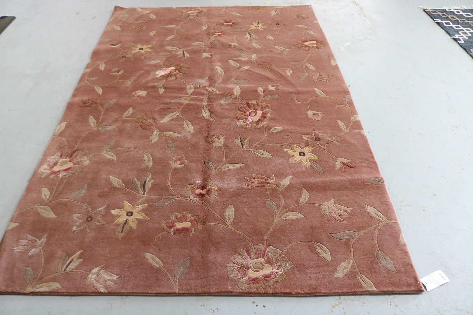 RUG# 308, CONTEMPORARY SILK, FLORAL DESIGN, 8' 3": X 5' 8"