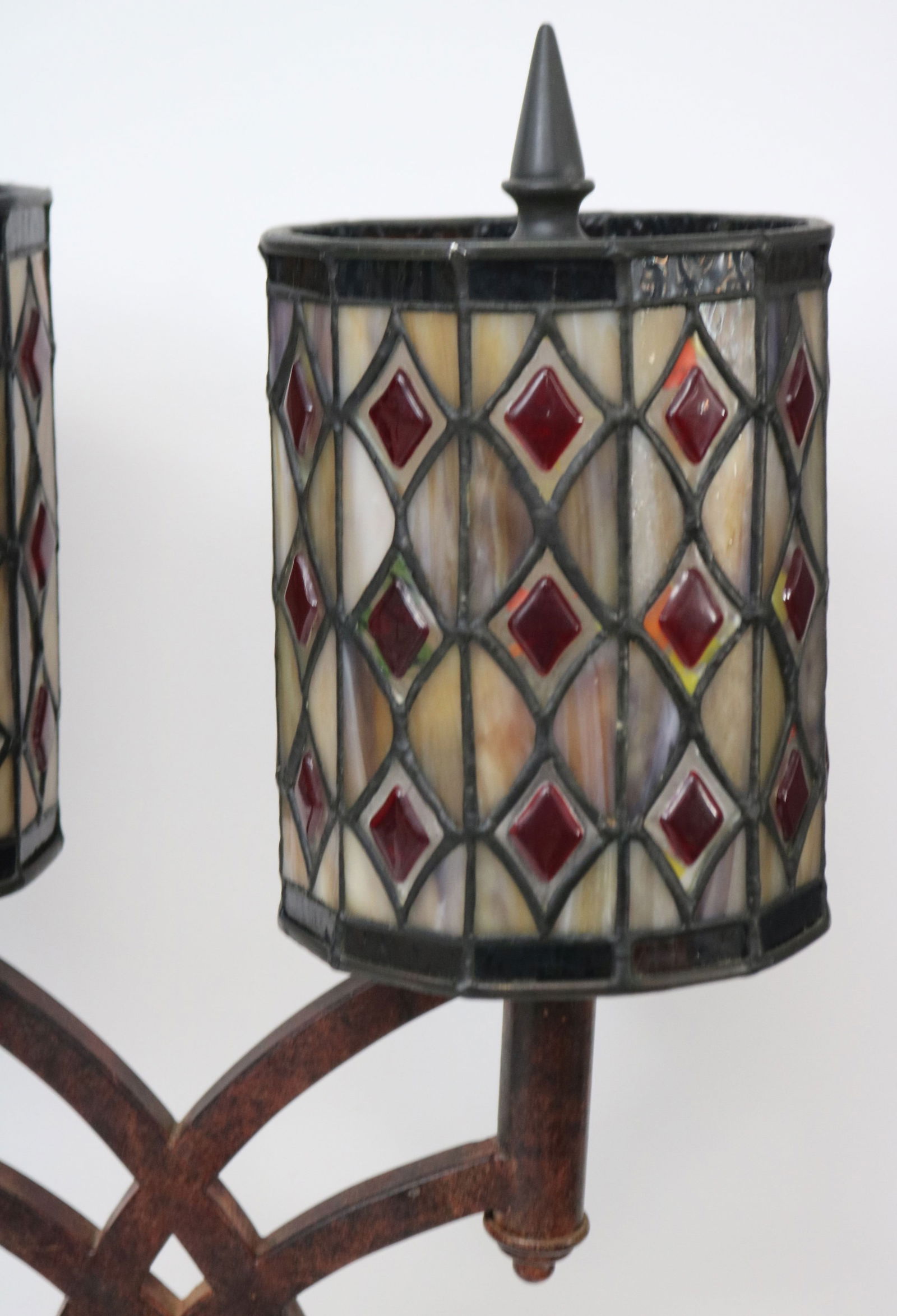 CONTEMPROARY 2 LIGHT TABLE LAMP WITH LEADED - 2