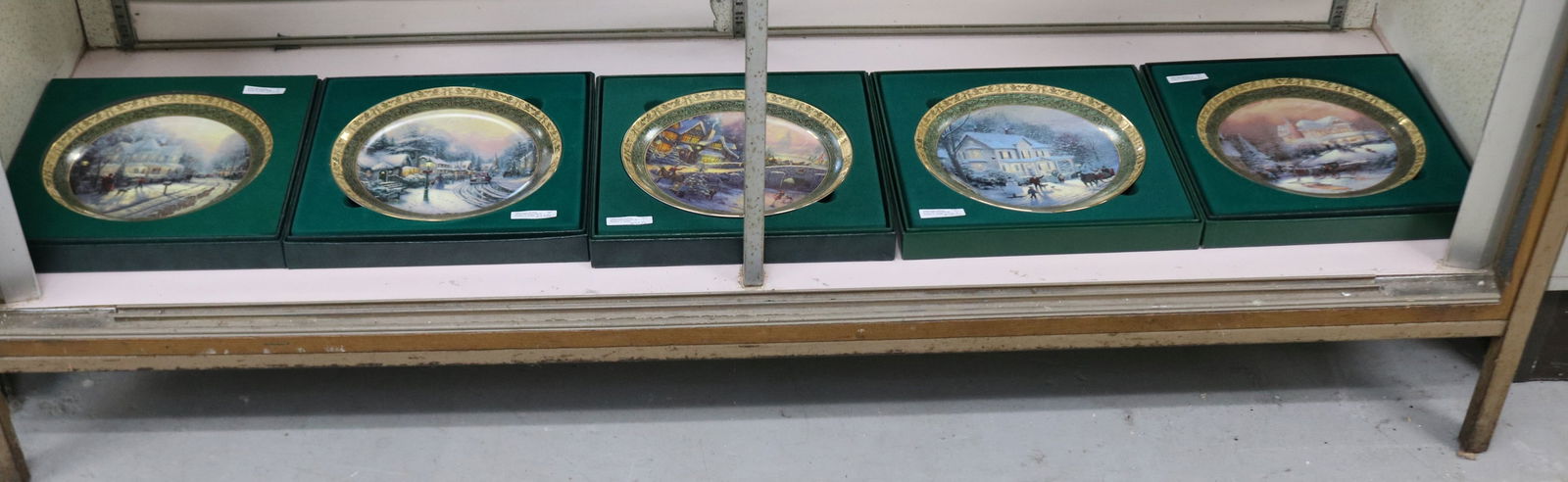 5 THOMAS KINCAID COLLECTOR PLATES WITH PAPER WORK: & ORIGINAL BOXES