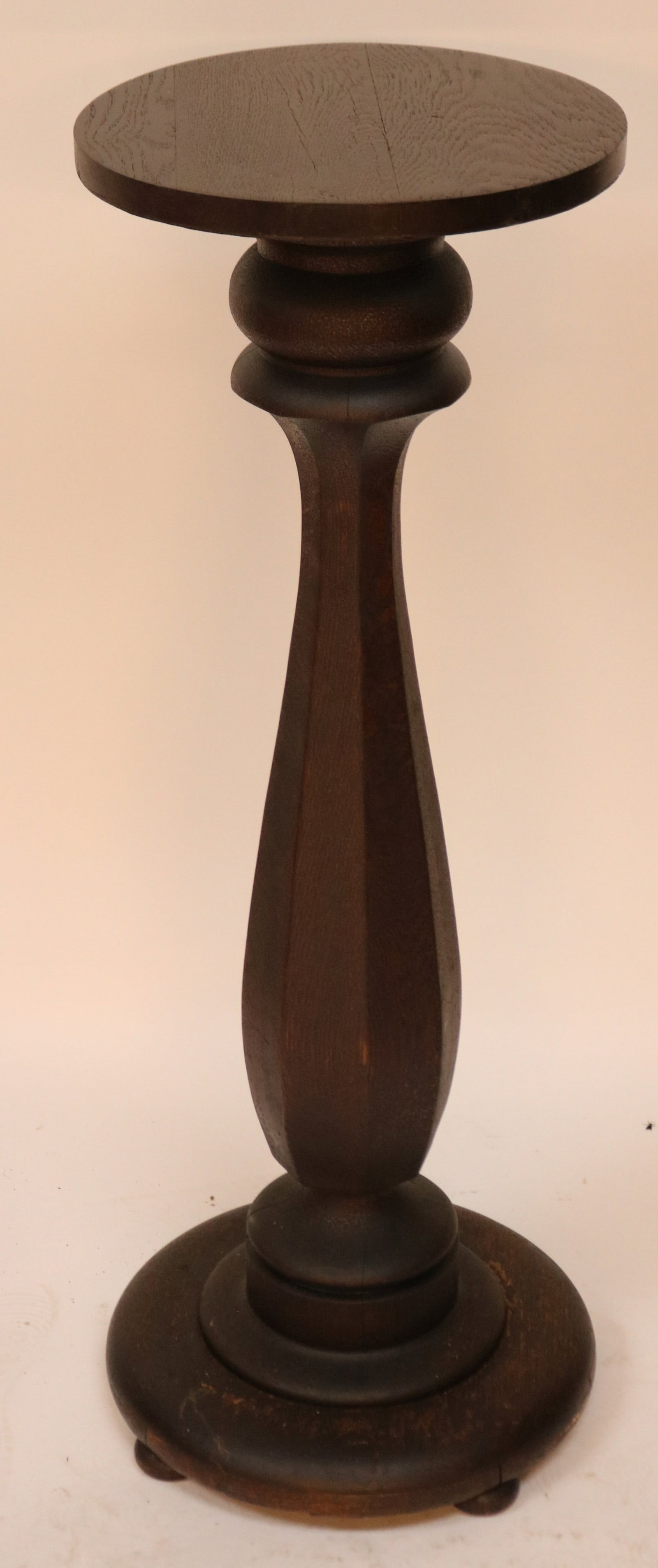 MAHOGANY PEDESTAL, OLD ALLIGATORED FINISH, TURNED: & FACET SHAFT, 34" H, 13" DIA. AT BASE