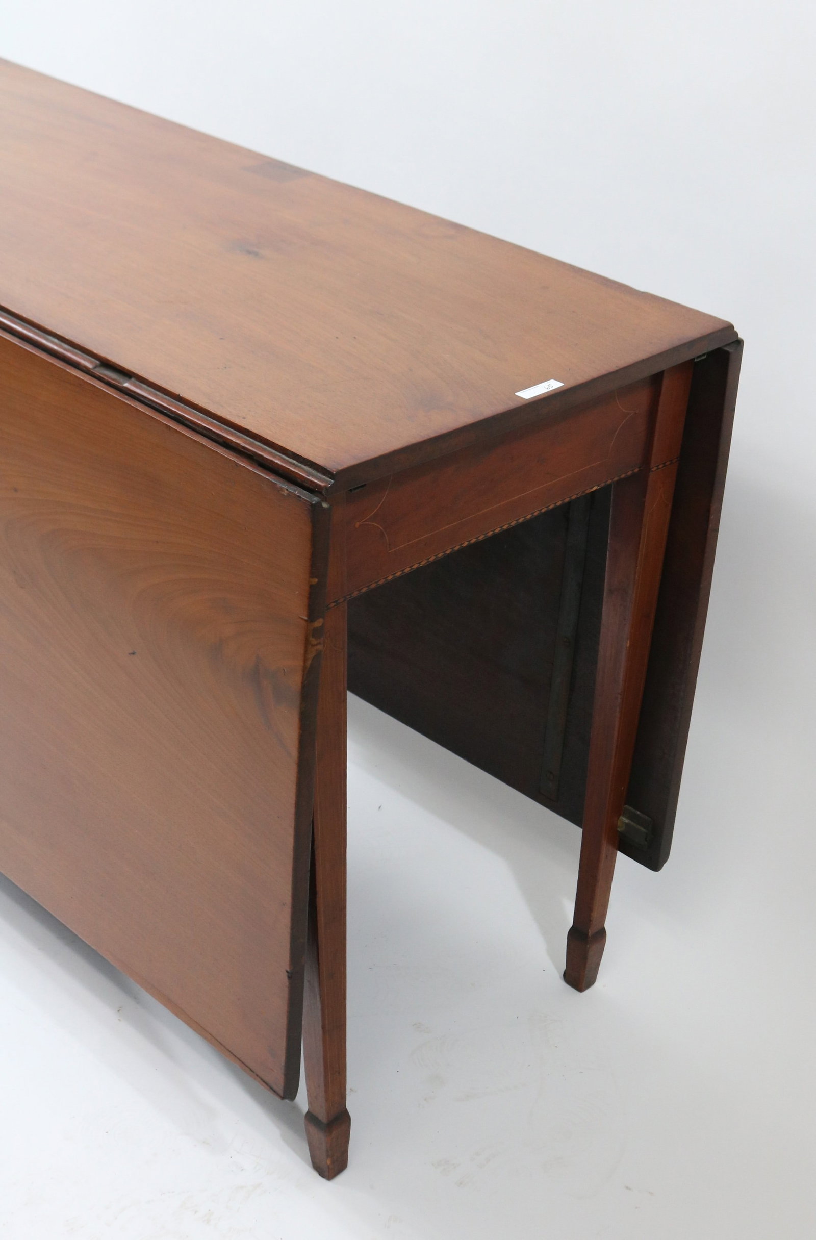 19TH C. 3 PART HEPPLEWHITE BANQUET TABLE, - 3