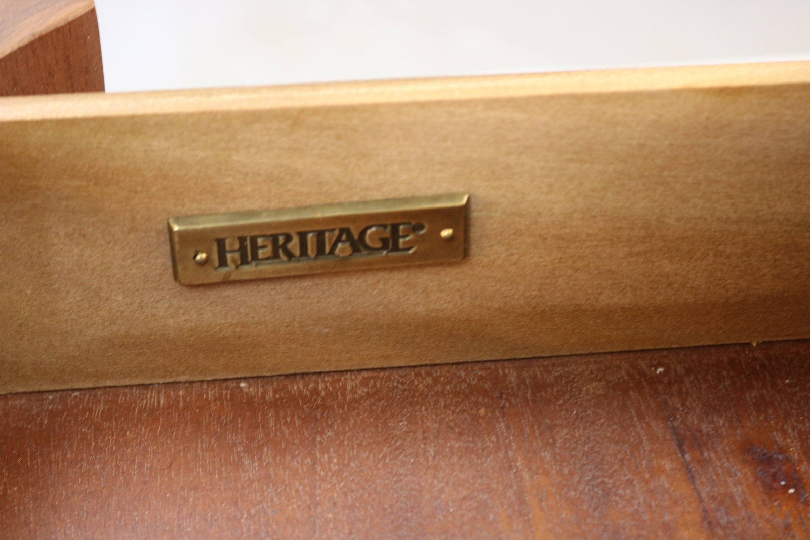 CUSTOM MAHOGANY D SHAPED CONSOLE SERVER, MADE BY - 3