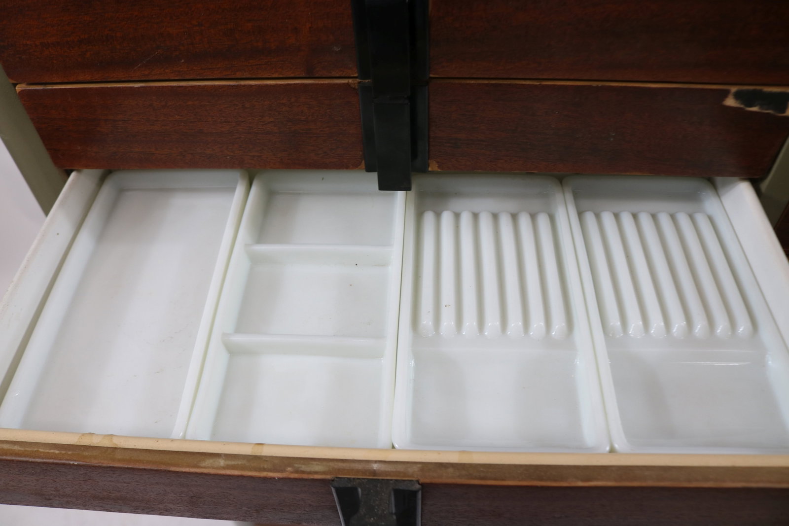 ART DECO MULTI DRAWER DENTAL CABINET, CHROME - 2