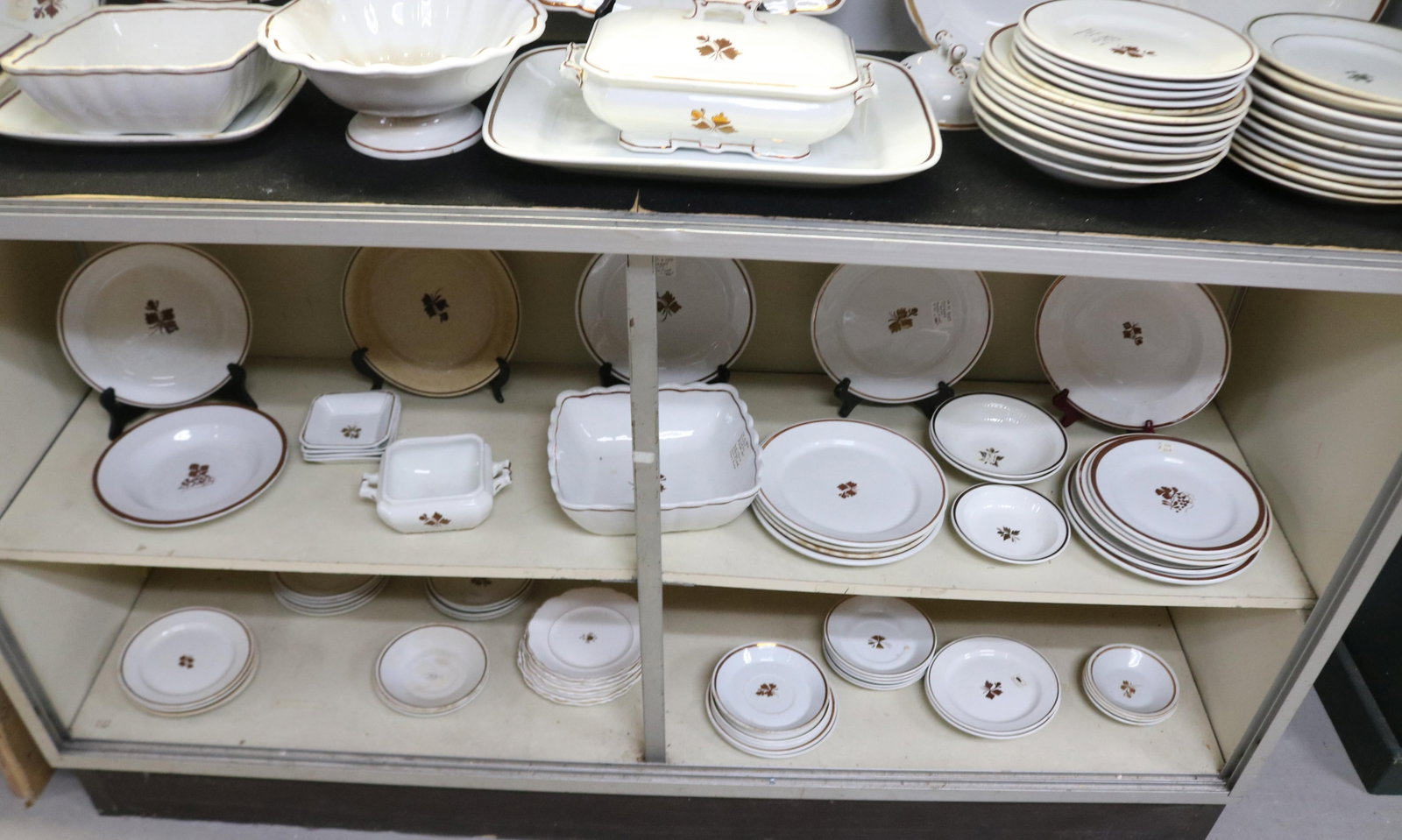 145 PCS. TEA LEAF LUSTRE TO INCLUDE PLATES, - 3