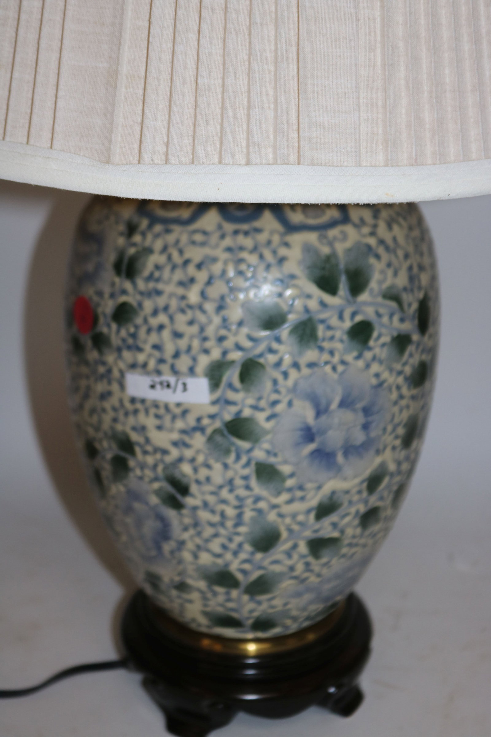 3 CONTEMPORARY ORIENTAL PORCELAIN GINGER JAR - 3