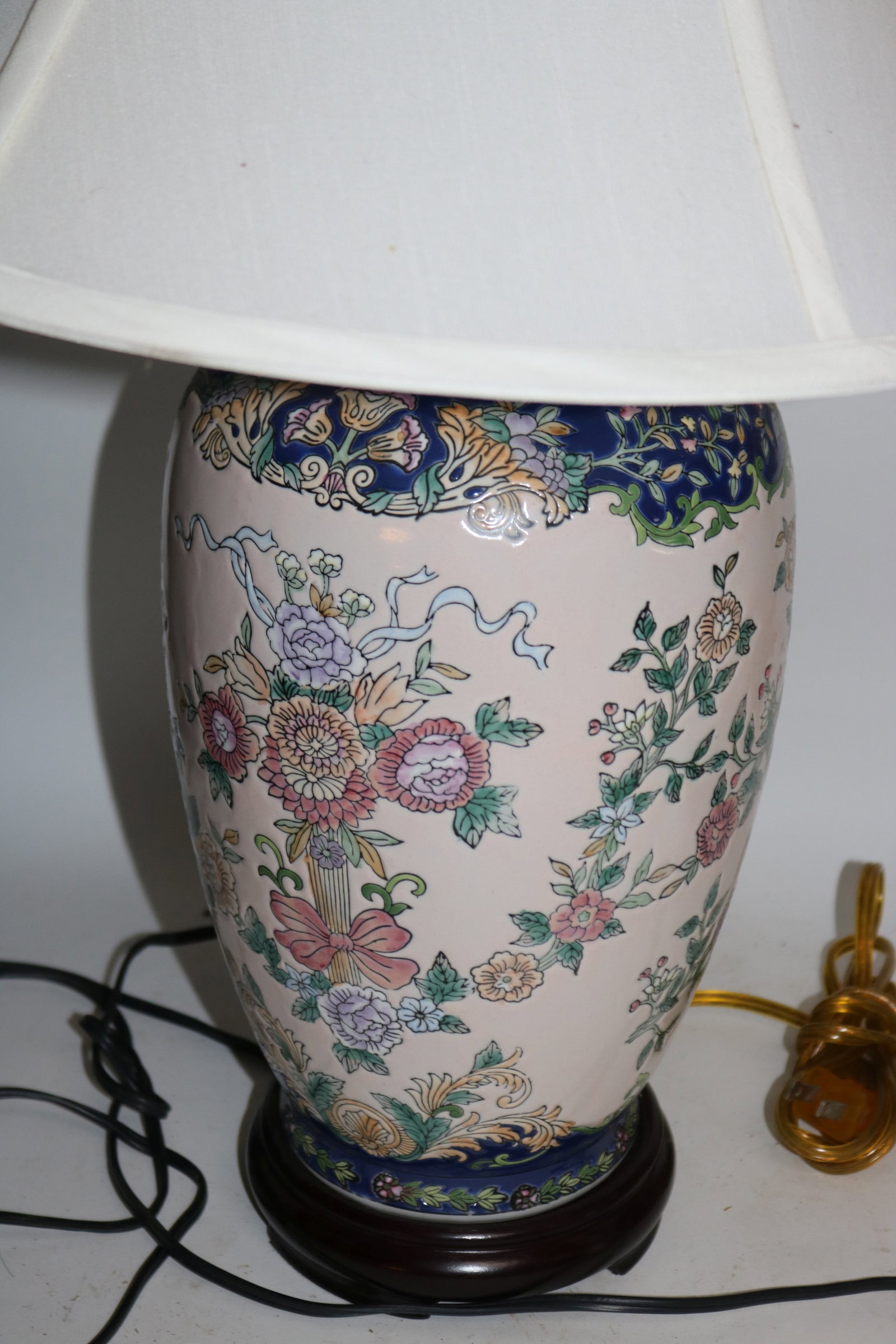 3 CONTEMPORARY ORIENTAL PORCELAIN GINGER JAR - 4