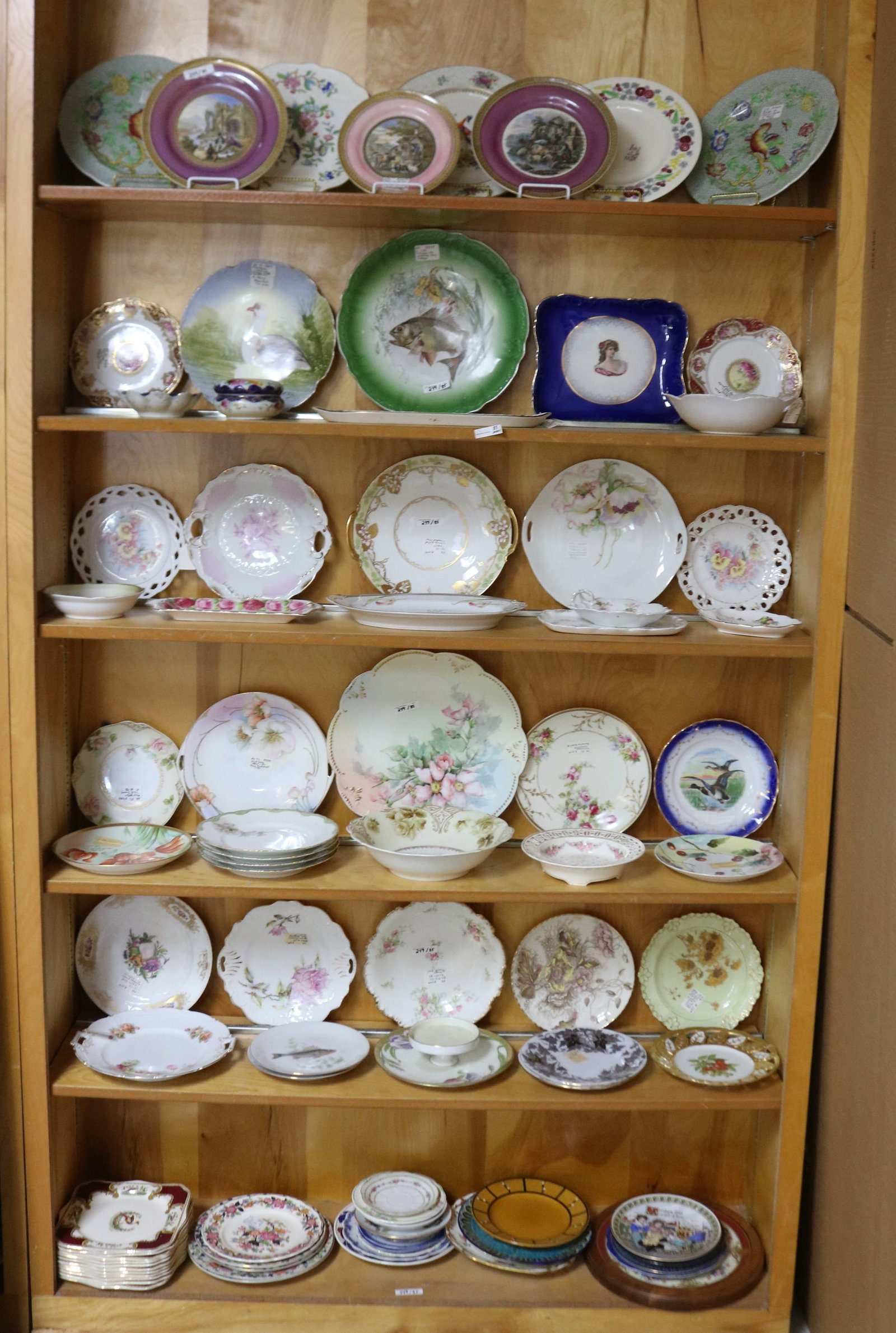 LARGE CASE LOT 85 PCS, VARIOUS PORCELAIN PLATES &: TRAYS, ETC. 1/2" - 2 1/2" H, 4 1/2" - 13" W, MOST IN GOOD CONDITION, VARIOUS DESIGNS, 19TH & 20TH C.