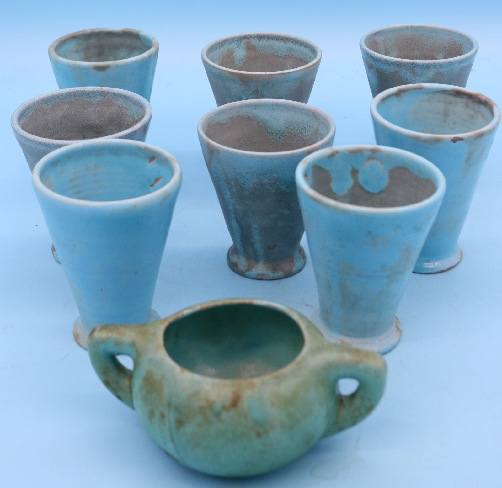 9 PCS. SHEAR WATER POTTERY, 9 TUMBLERS + 1 SUGAR: BOWL SHOWS CRACK, TUMBLERS 4 1/4" H