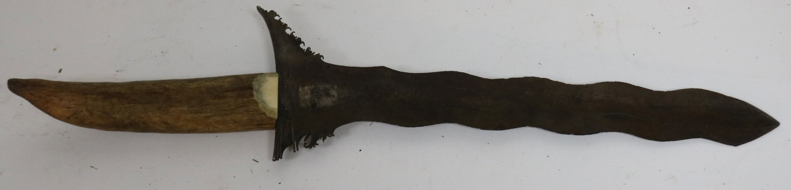 WROUGHT IRON KRIS, LATER HORN HANDLE, 20 1/2" L: SEE PHOTO