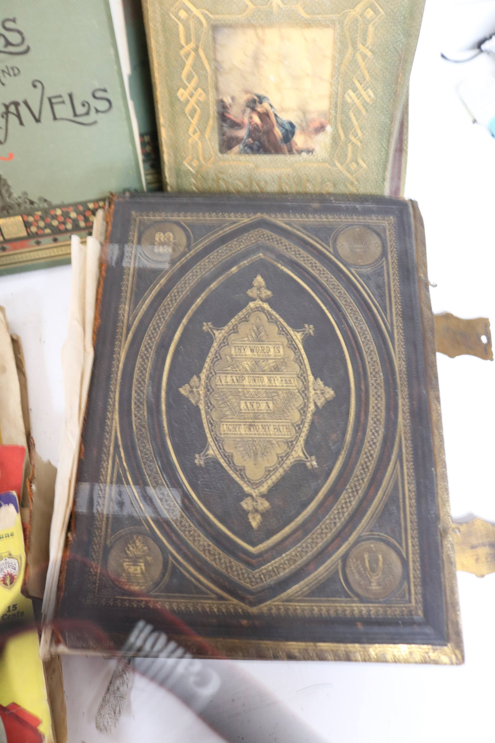 LOT BOOK BIBLE, 1930s MAGAZINES - 3