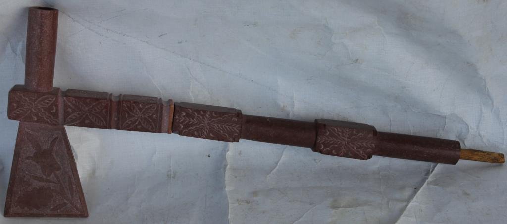 CARVED CATLINITE TRADE AXE PIPE: TWO PART CONSTRUCTION, ETCHED FLORAL DESIGN, 15" L, 6 1/4" H