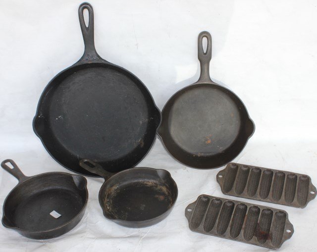 6 PC. OF GRISWOLD CAST IRON,: 4 PANS AND 2 CORN STICK MOLDS