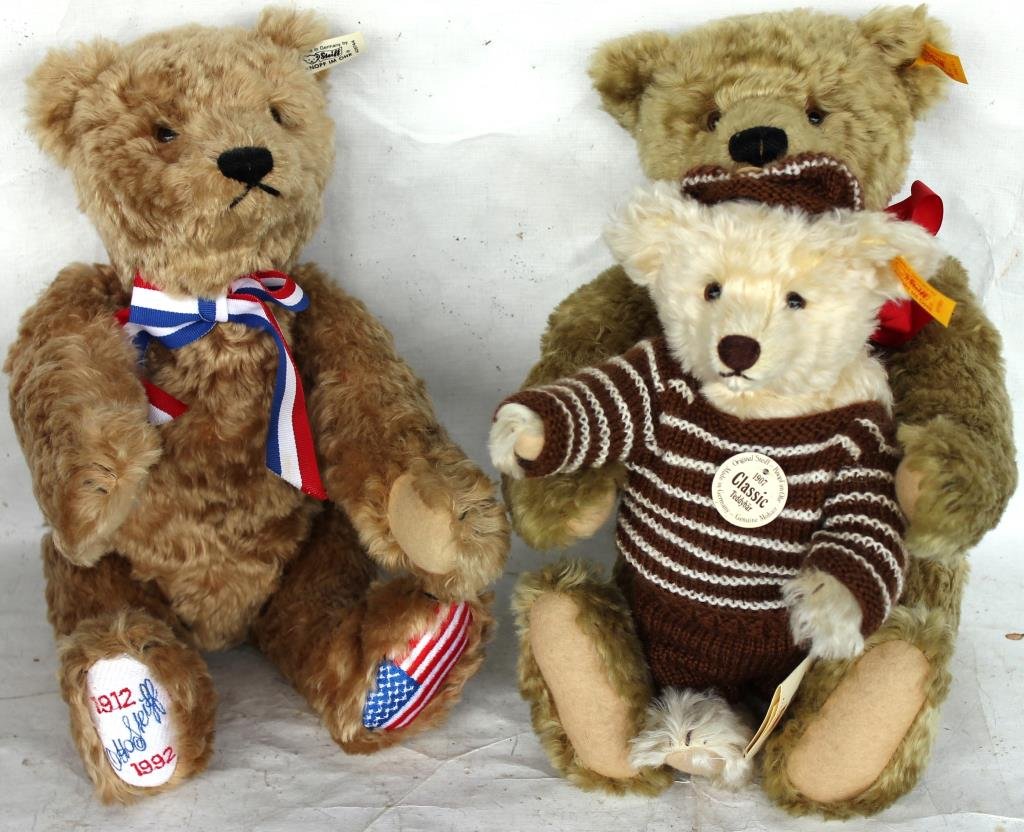 LOT OF 3 STEIFF REPRODUCTION BEARS: 10 1/2" - 16 1/2" H, INCLUDES 1907 WHITE TEDDY BEAR, 1912 JOINTED TEDDY BEAR AND CLASSIC 1920s BEAR