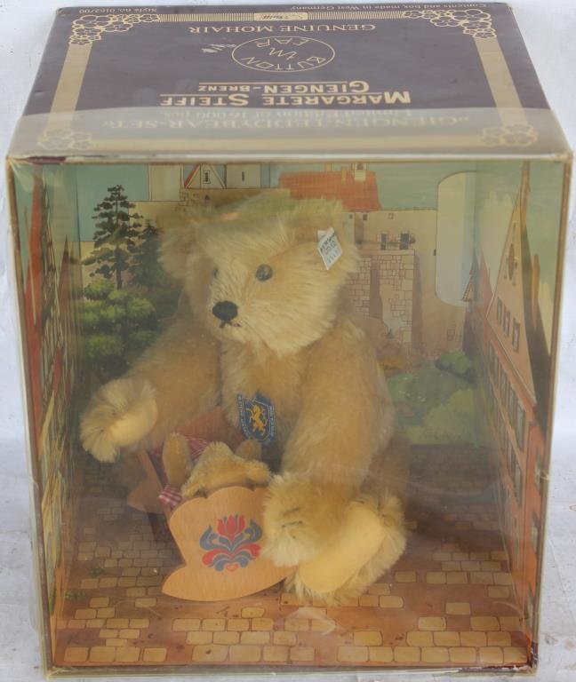 STEIFF 1906 REPLICA BEAR IN BOX GIENGEN AN DER: BRENZ WITH SMALL BEAR IN CRADLE, LE OF 16,000
