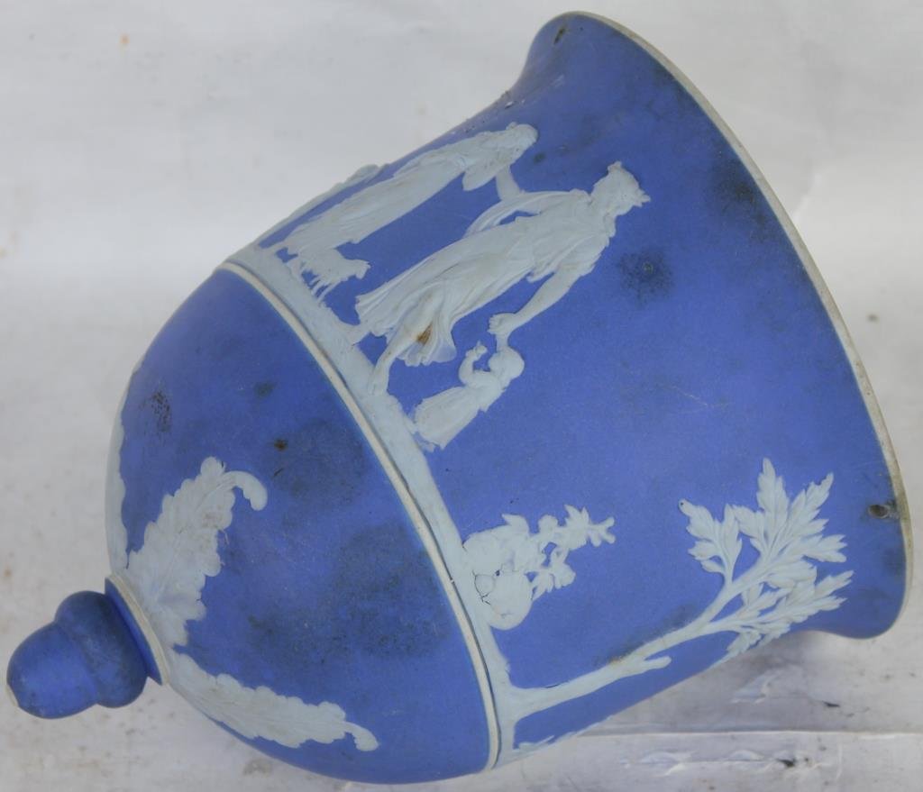 UNUSUAL EARLY JASPERWARE HANGING FLOWER POT: 7"H X 6"