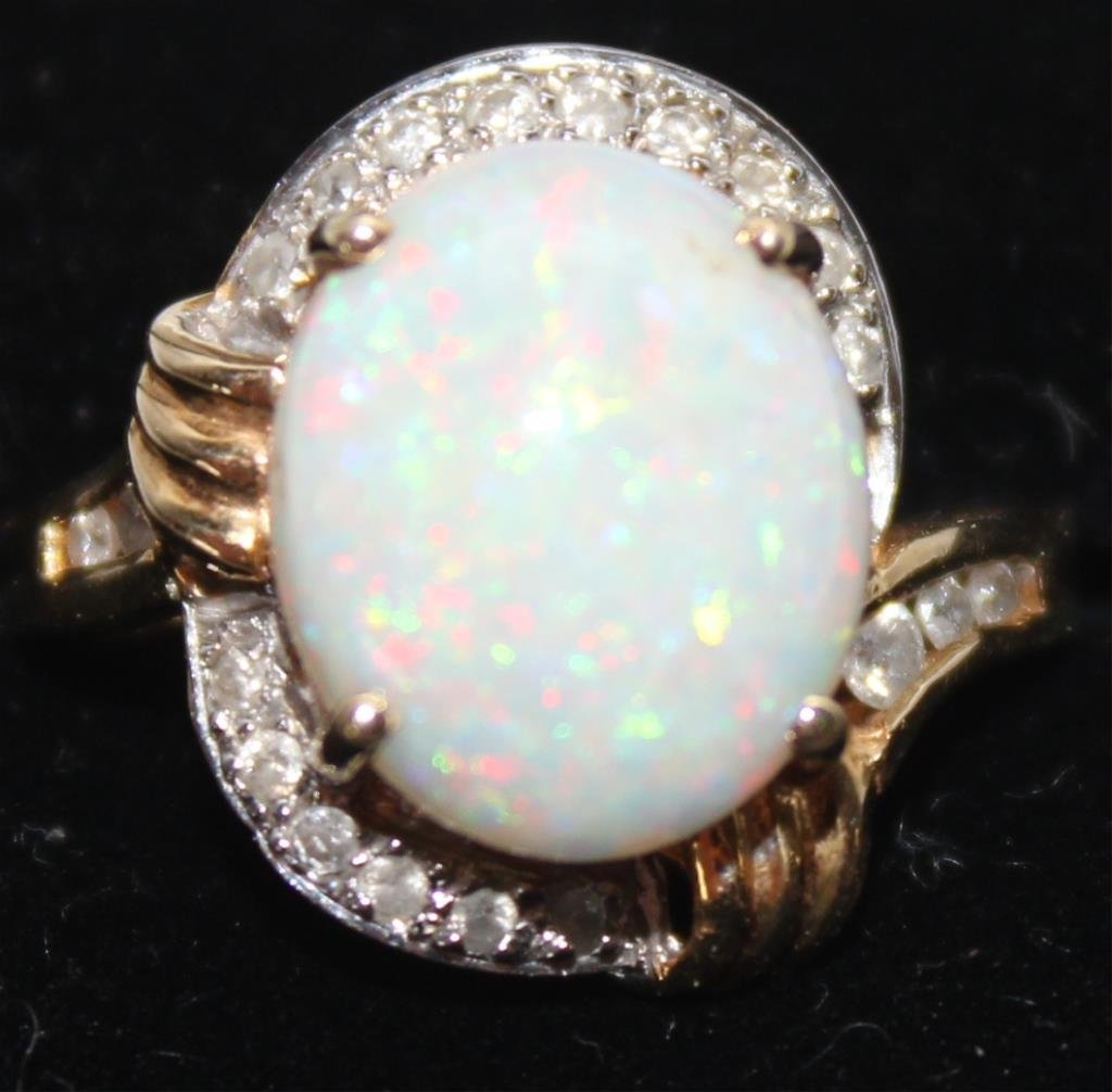 LADIES 14K RING, DIAMONDS & OPAL,: SIZE 6