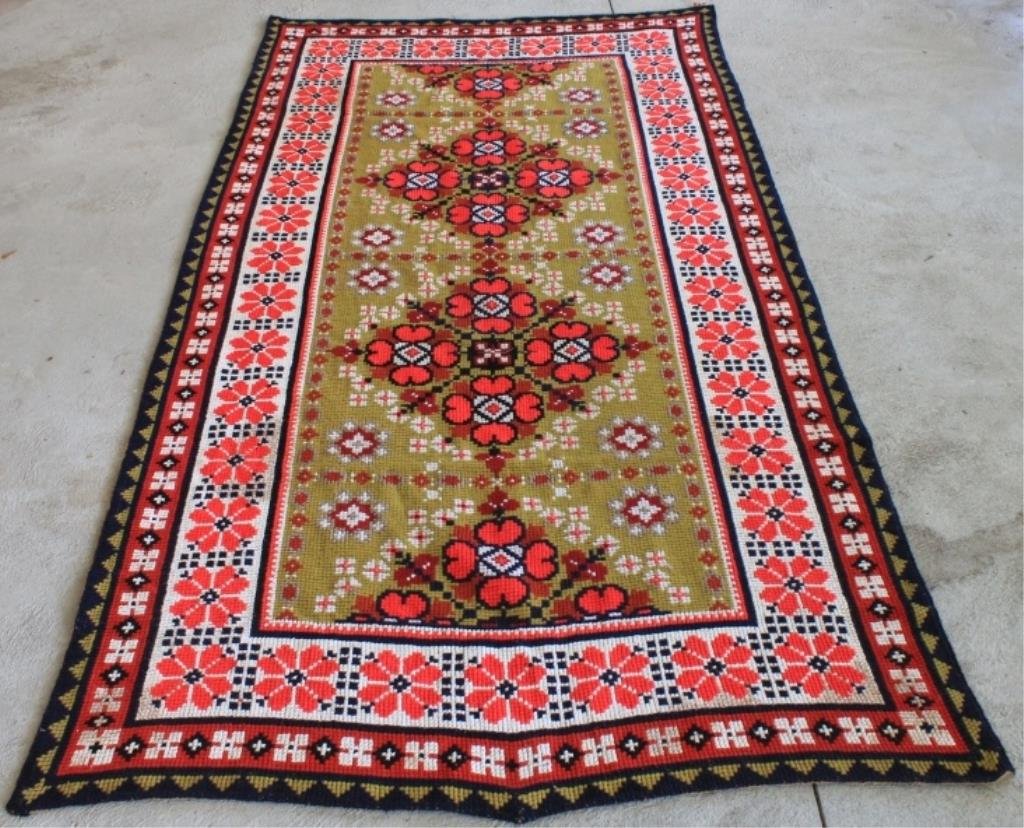 COLORFUL NEEDLEPOINT RUG, 4'2" X 7'11": SEE PHOTO(S)