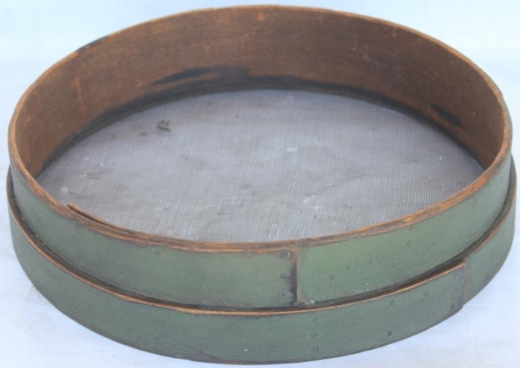 ANTIQUE PRIMITIVE GRAIN SIEVE SIFTER, ORIGINAL: GREEN PAINT AND SCREEN, 13"