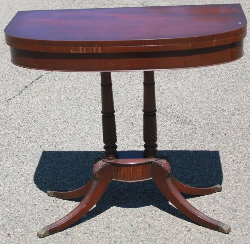 CUSTOM MAHOGANY CARD TABLE, WITH DUNCAN PHYFE BASE: 29 1/2" H, 32" W, 16 1/2" D