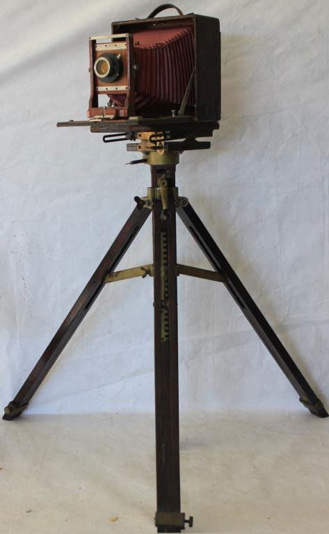 EARLY 20TH C. BOX CAMERA ON TRIPOD STAND BY CONLEY (1 of 4)