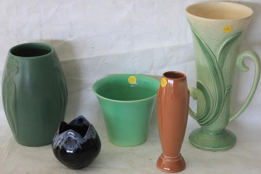 5 PCS MISC. 20TH C. ART POTTERY TO INCL. VAN (1 of 2)