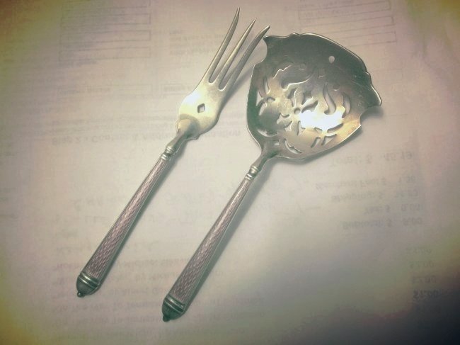 Vintage Gorham lot of2sterling silver: Vintage Gorham lot of2 sterling silver serving pieces. 1 bonbon spoon,with gold washed bowl.1 lemon fork. Both have lavender enameled stems and gold washed tips.Beautiful set. the pair are silver, not