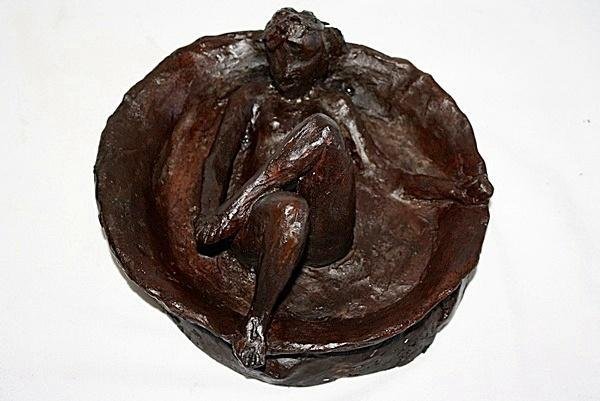 Edgar Degas Bronze Sculpture - The Tub - Very Rare: Very Rare and wonderful artwork in bronze Edgar Degas signed and numbered original bronze, "The Tub".