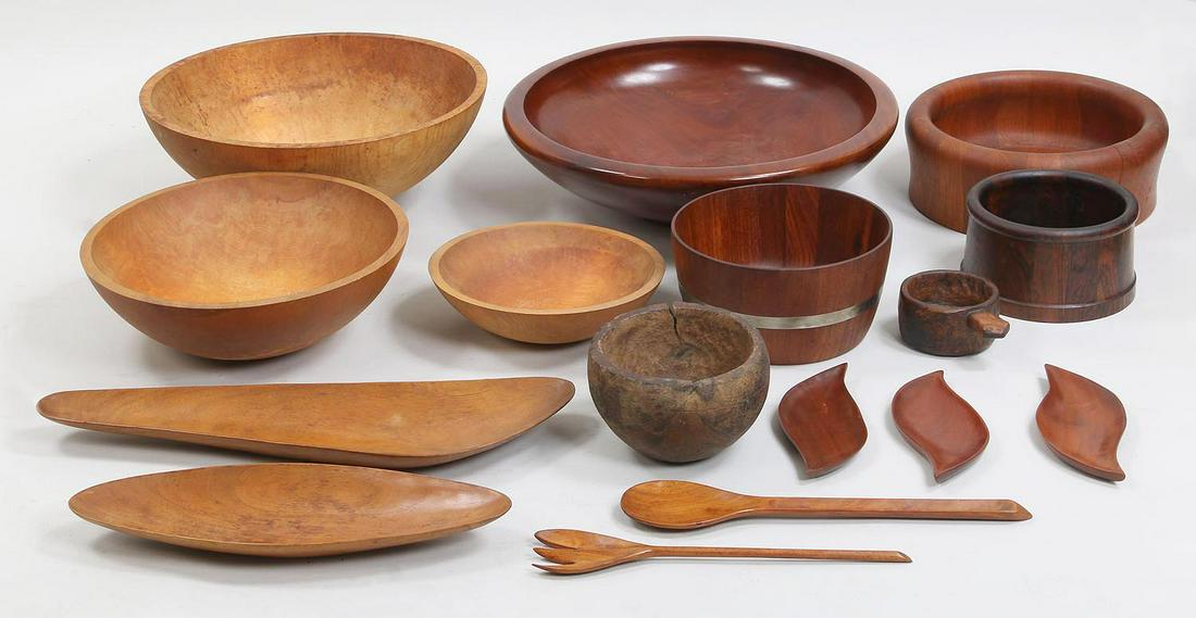 Group of (16) wood bowls and utensils (1 of 5)