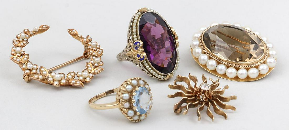 Group of (5) 14k gold accessories: Group of (5) 14k gold accessories, to include: diamond pin/pendant; floral pearl pin; smoky quartz and pearl pin/pendant; gem and pearl ring; light blue spinel and pearl ring; and amethyst and seed pe