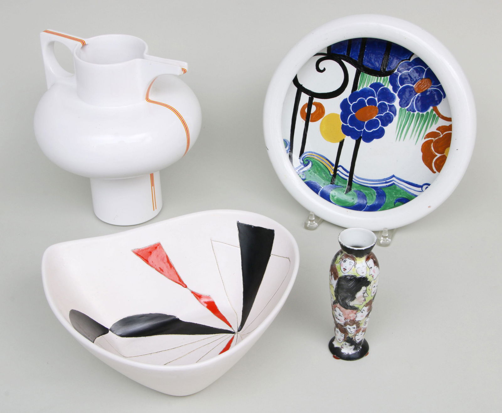 Group of (4) modern ceramic items: Group of (4) modern ceramic items, to include: PETER ORLANDO (AMERICAN, 1921-2009), hand painted bowl; SERGIO ASTI (Italian, b. 1926), porcelain pitcher, signed; hand painted porcelain small vase with