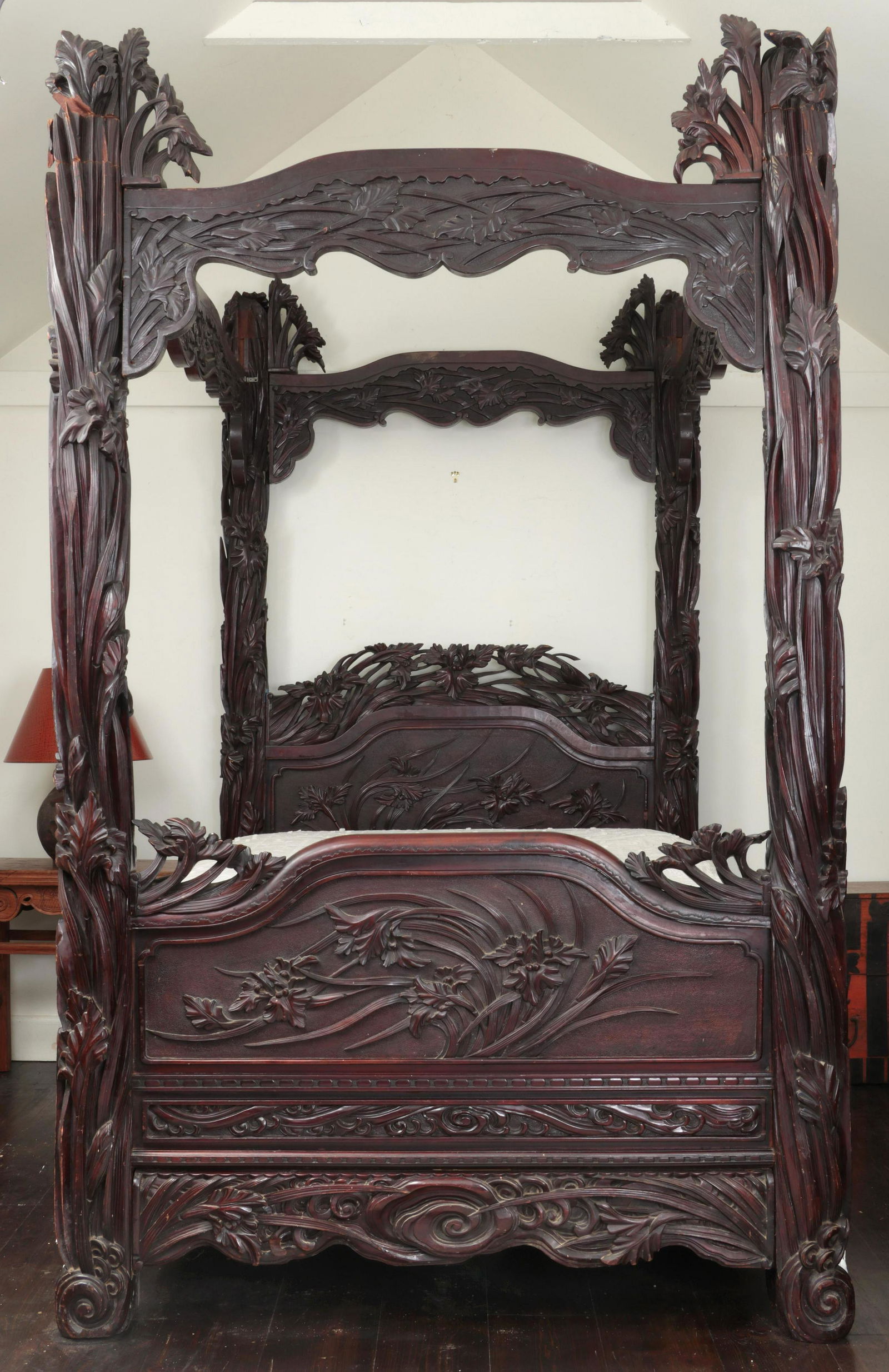 Elaborately carved wedding canopy bed (1 of 8)