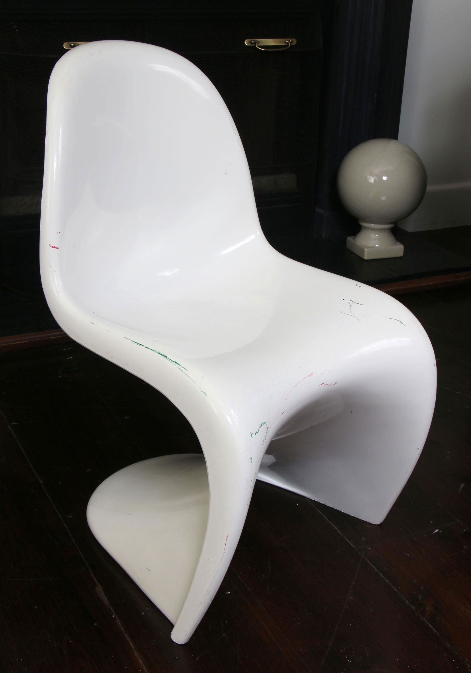 Verner Panton for Herman Miller stacking chair (1 of 6)
