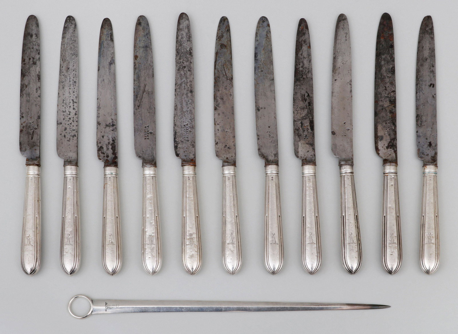 George III knives and skewer. (1 of 7)