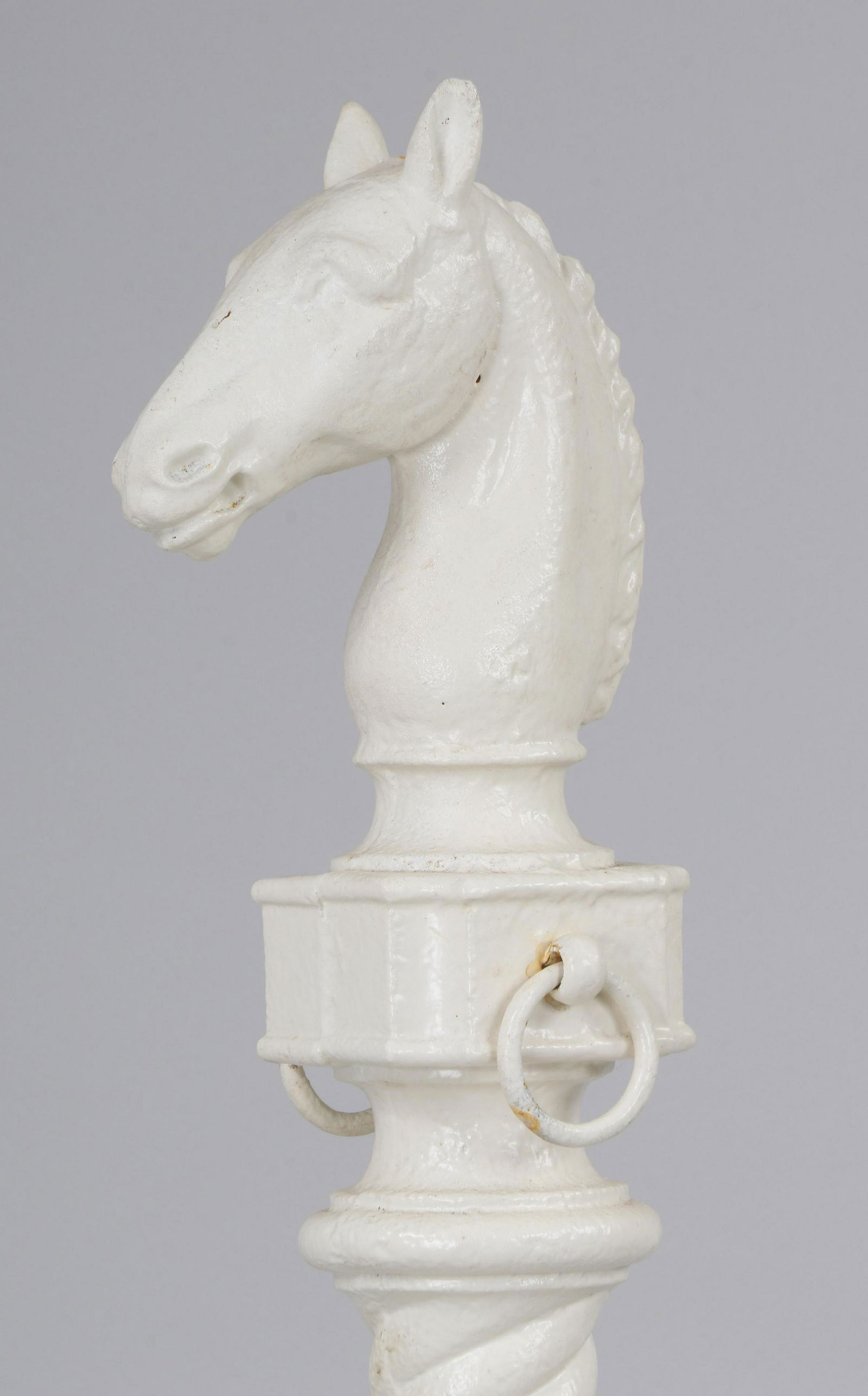 Horse head hitching post (1 of 6)