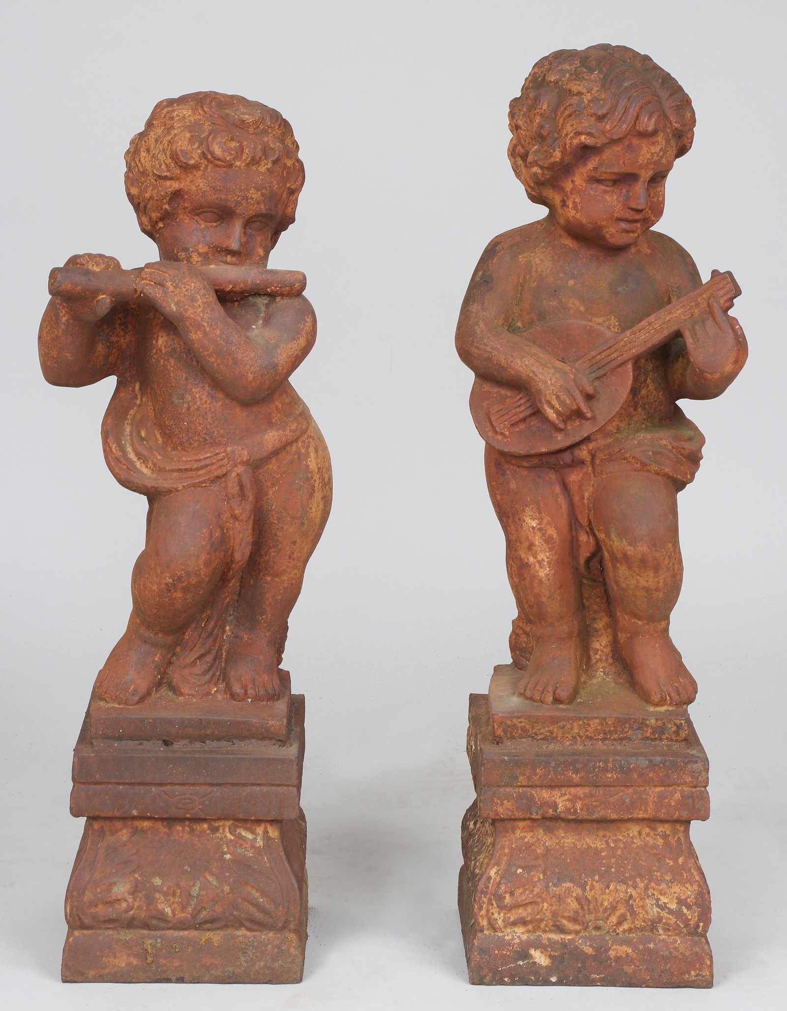 Pair of cast iron garden statues (1 of 5)