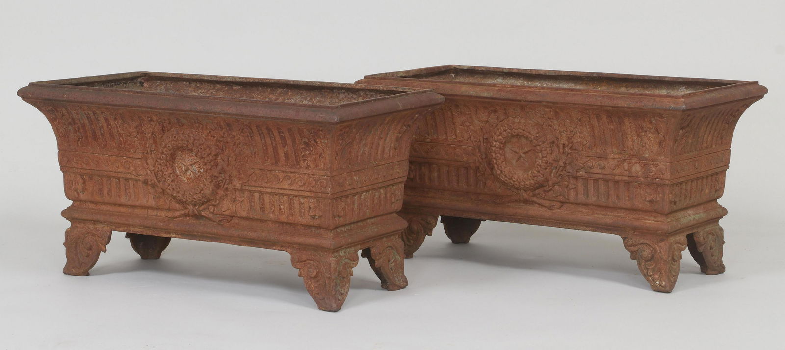 Pair of cast iron planters (1 of 5)