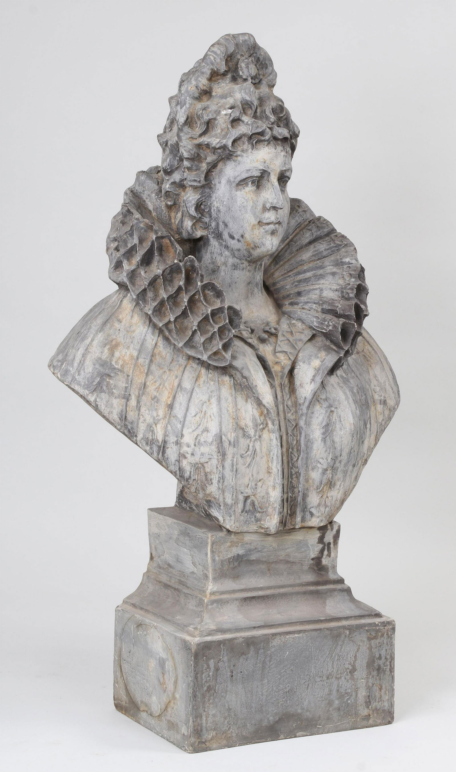 Large cast resin garden bust (1 of 7)