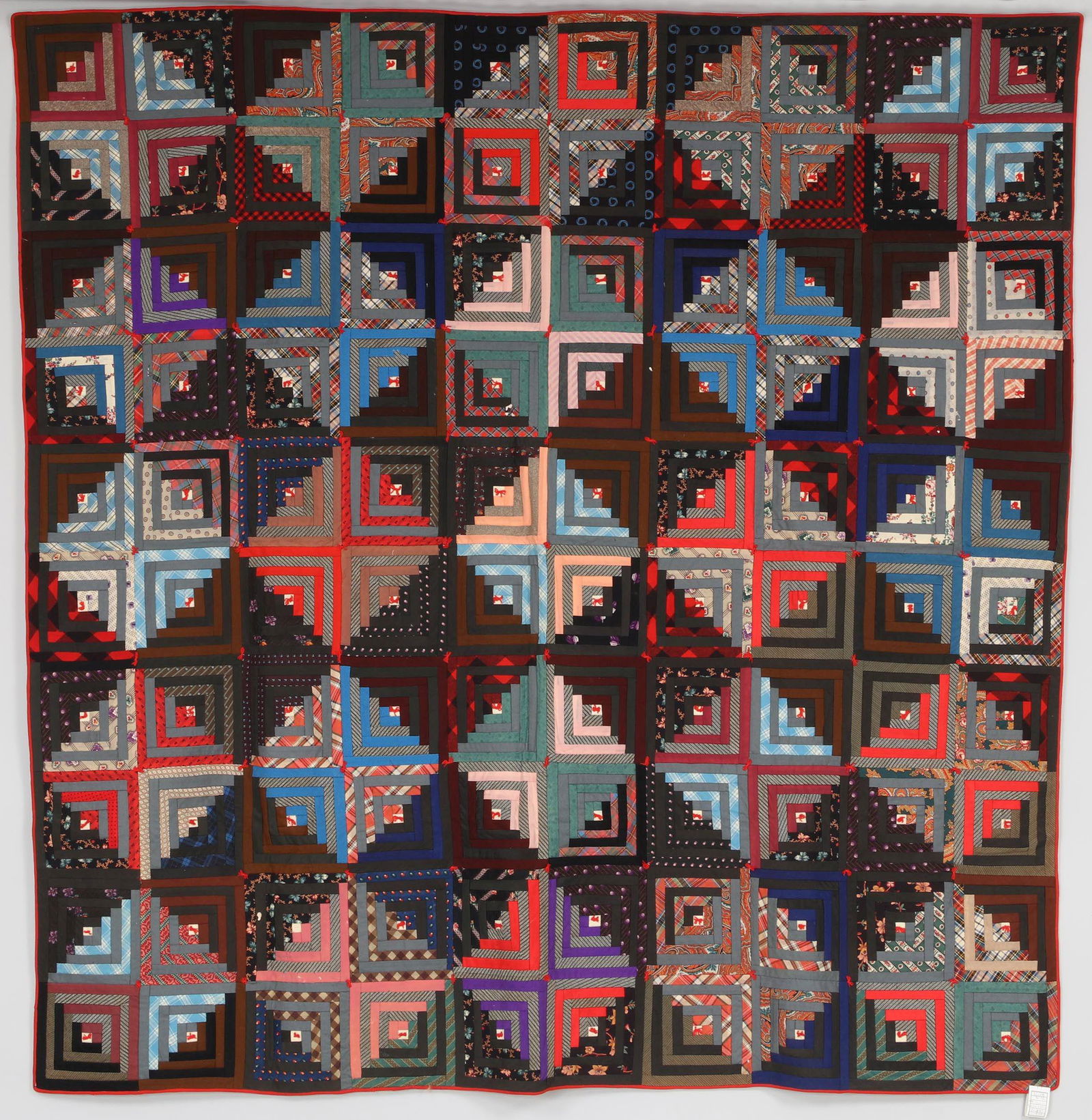 Log Cabin Light and Dark quilt (1 of 8)