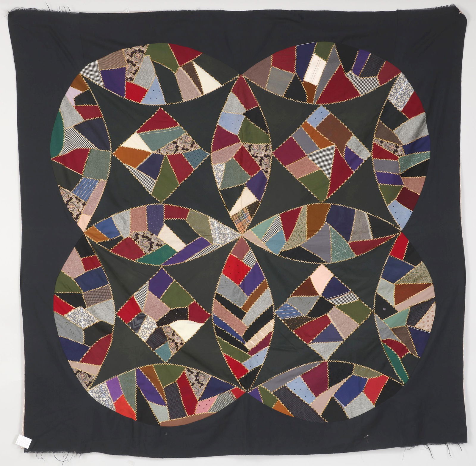 Mennonite Crazy Circles quilt top (1 of 11)