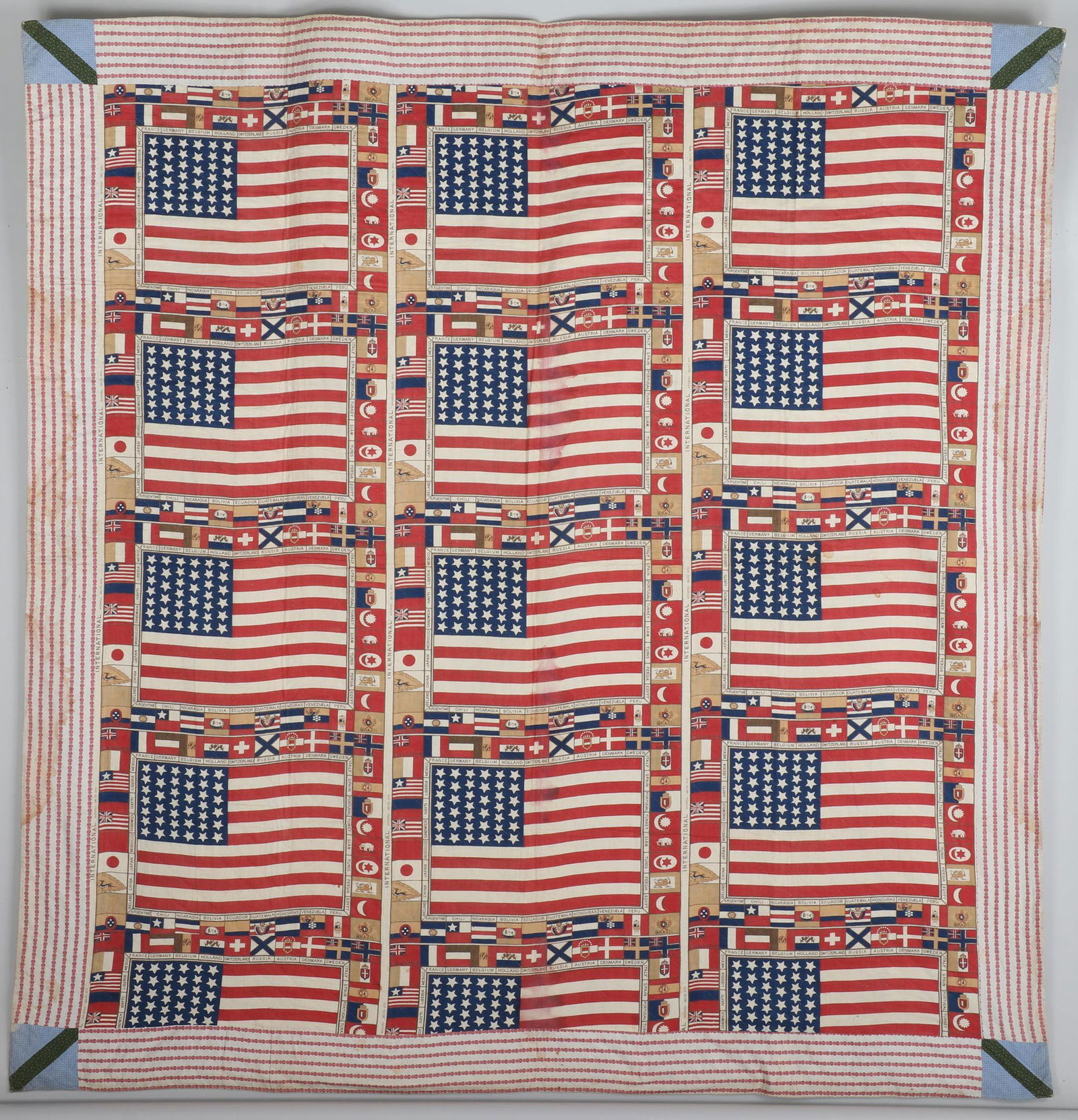 Rare 39-Star American Flag Kerchiefs 1876 Centennial quilt (1 of 4)