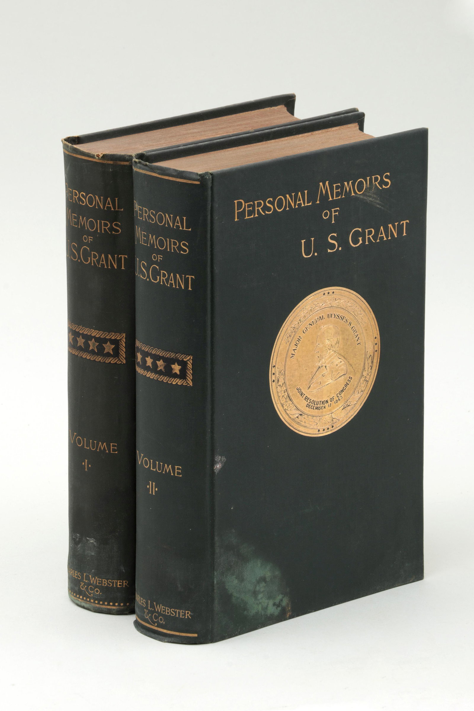 'Personal Memoirs of U.S. Grant,'': ''Personal Memoirs of U.S. Grant,'' by Ulysses S. Grant, 1885-1886, New York: Charles L. Webster & Company, 1885, Volumes I-II (complete), 584pp, 647pp. Tanning, foxing, some image bleeding, dampstain
