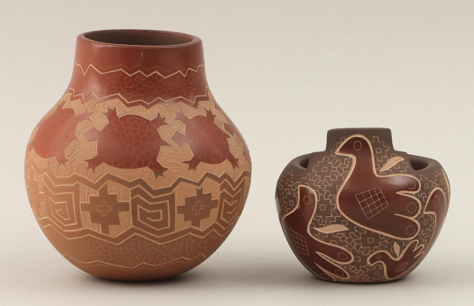JODY NARANJO: JODY NARANJO (Santa Clara Pueblo, b. 1969), group of (2) sgraffito-carved jars with animals and geometric designs, 1995, to include: jar with birds and stepped opening; and jar with turtles. Signed an