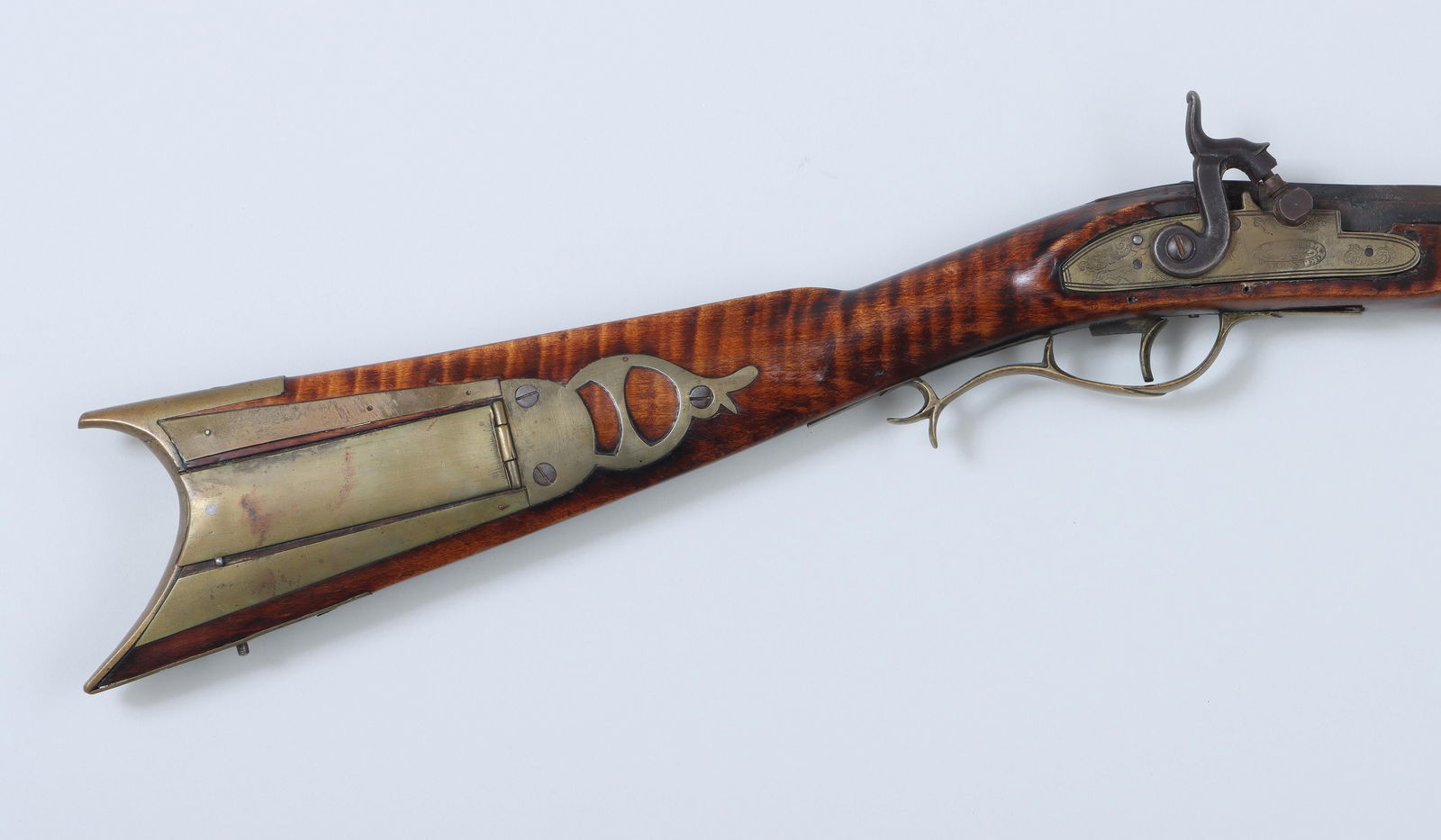 H. Elwell, Penn., half stock Kentucky rifle: H. Elwell, Pennsylvania, percussion half stock Kentucky rifle in 45 caliber. The octagon barrel measures 34-1/4'' with open sights and a good bore. The brass lock is marked ''H. Elwell Warranted'' wit