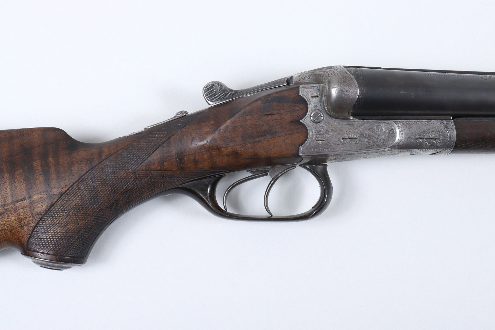 J.P. SAUER & SOHN, SUHL: J.P. SAUER & SOHN, SUHL high-grade boxlock ejector double-barrel in 12 gauge. The barrels measure 30'' with a high solid rib, bright bores and choked light modified and extra full. The barrels are mar