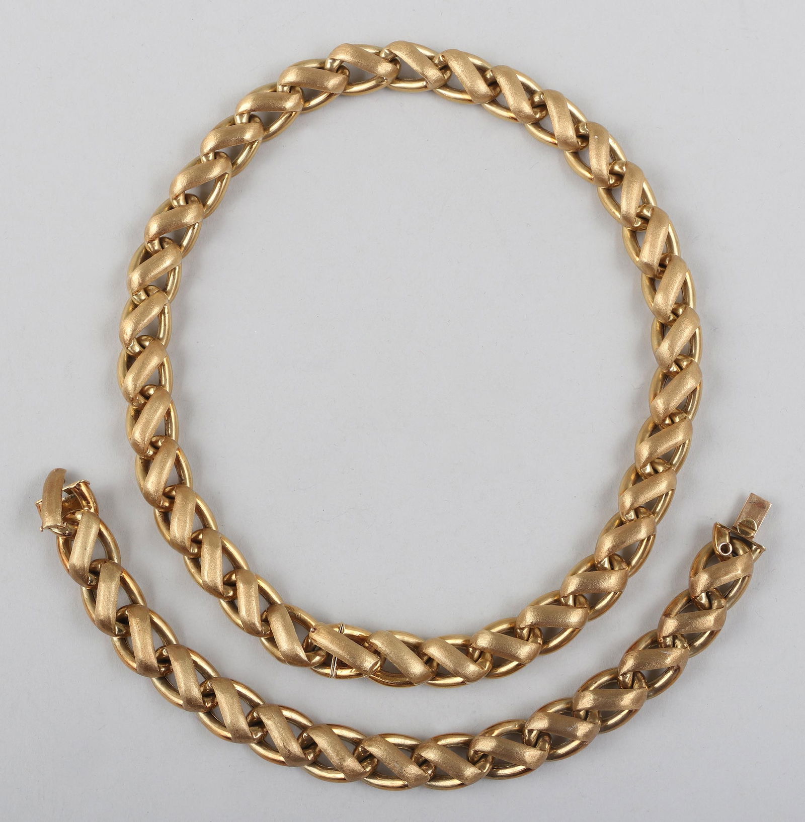 Heavy 18k Gold Chain Link Necklace and Bracelet Set (1 of 7)