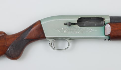 Browning Double Auto "Twelvette" with Green Receiver, in 12 Gauge