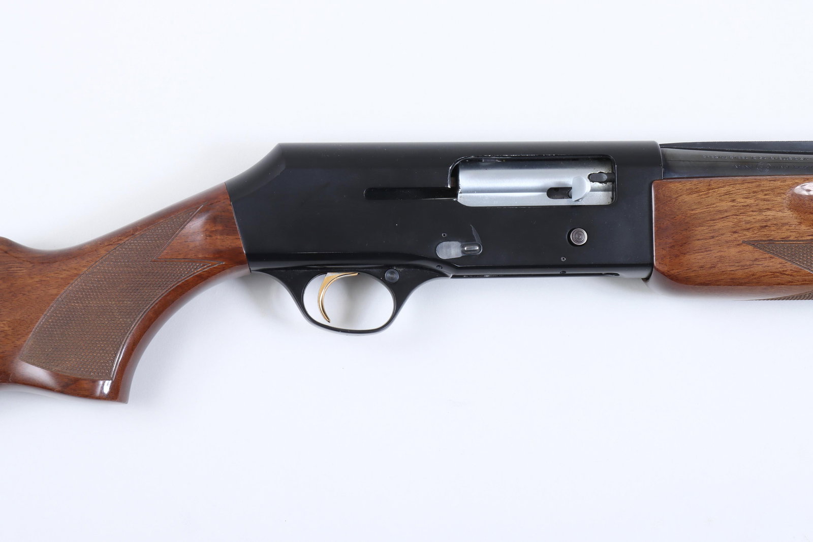 Browning B-80 Autoloader with Two Barrels, in 12 Gauge: Browning B-80 Autoloader with Two Barrels, in 12 GaugeThe vent rib barrels measure 26" Skeet with barrel porting and 28" Mod; both have invector screw chokes which can be ordered. The pistol grip stoc