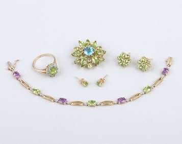 Group of (5) 14k Gold Jewelry with Peridot